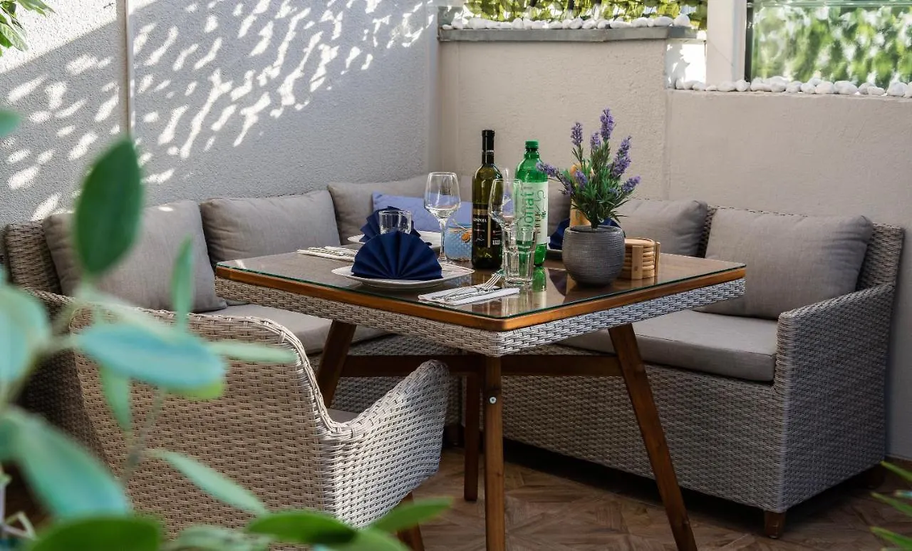 Principessa Apartment Split